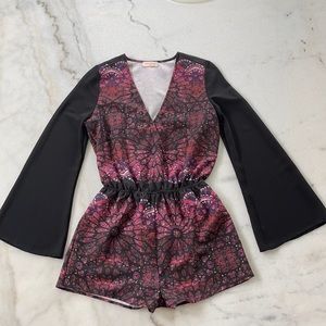 •PAINT IT RED• Long Sleeve Short Romper S